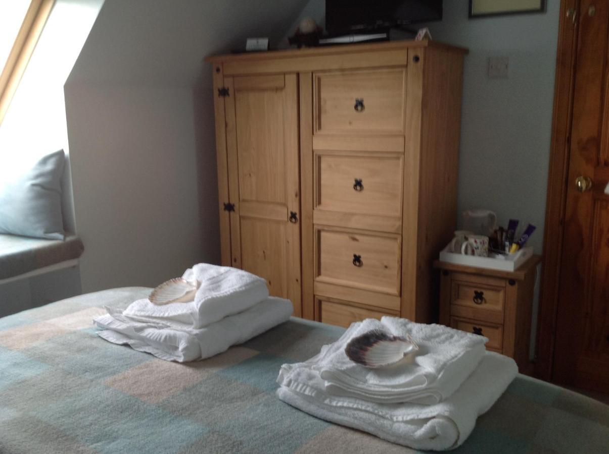 Taigh Pa Bed and Breakfast Uig  Buitenkant foto