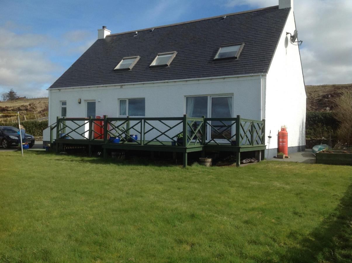 Taigh Pa Bed and Breakfast Uig  Buitenkant foto