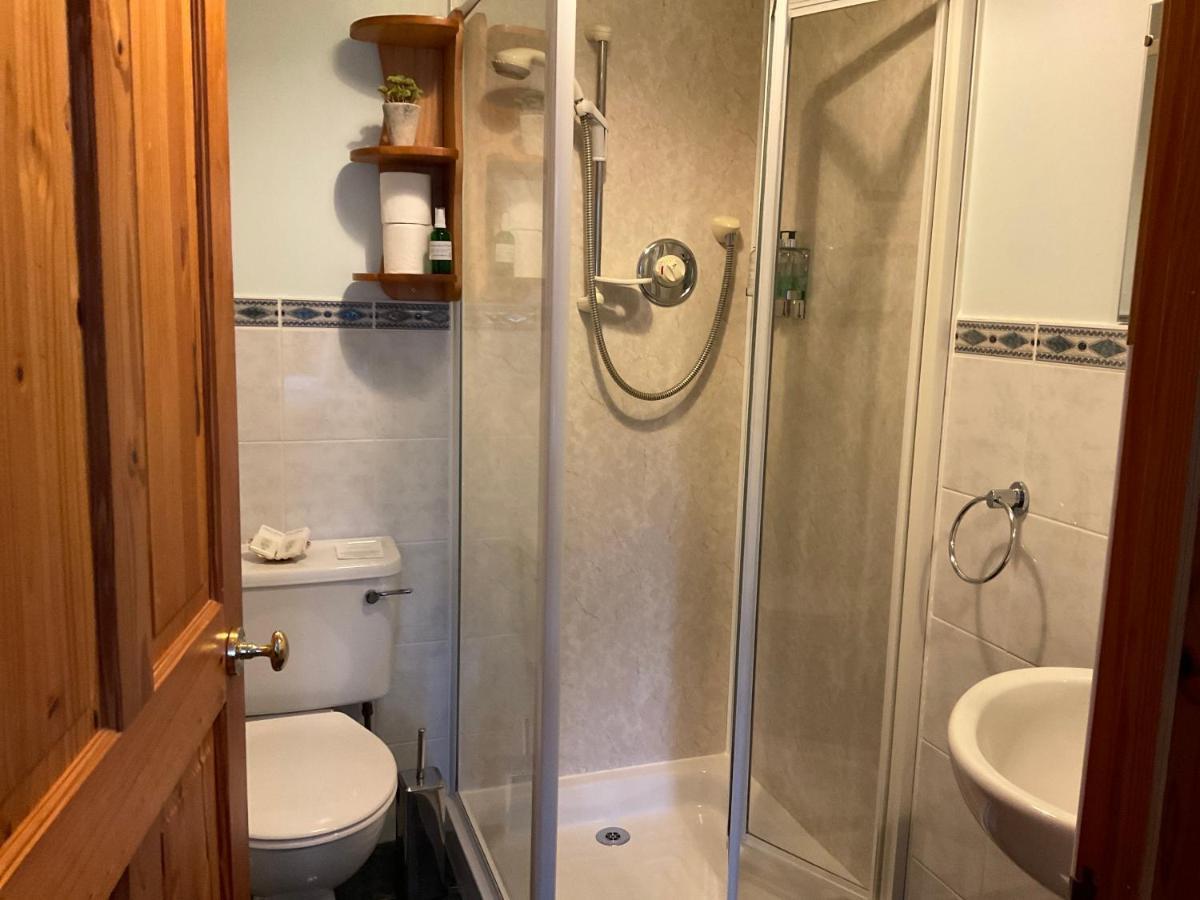 Taigh Pa Bed and Breakfast Uig  Buitenkant foto