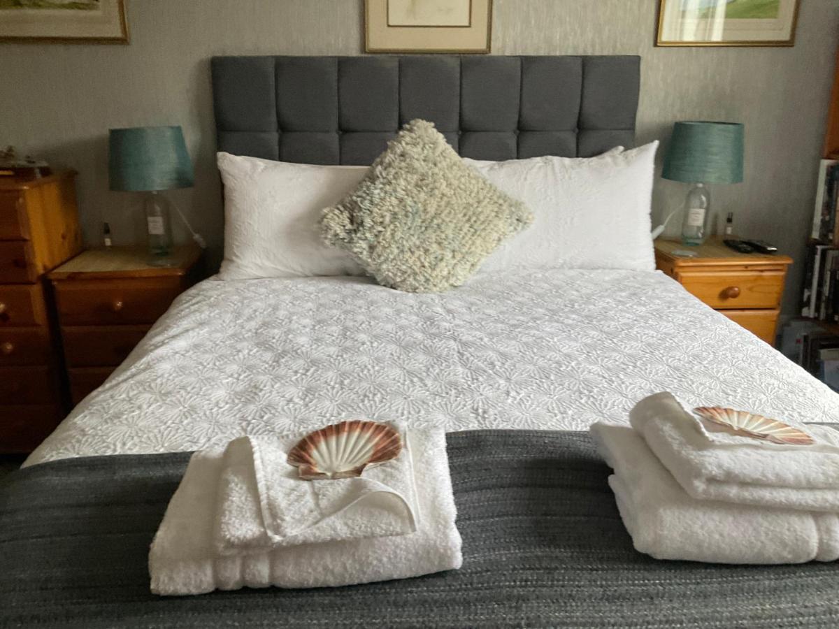 Taigh Pa Bed and Breakfast Uig  Buitenkant foto