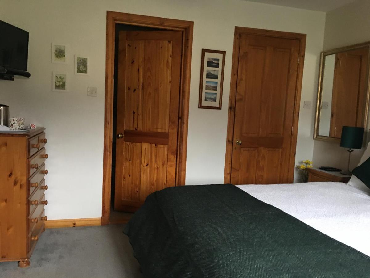 Taigh Pa Bed and Breakfast Uig  Buitenkant foto