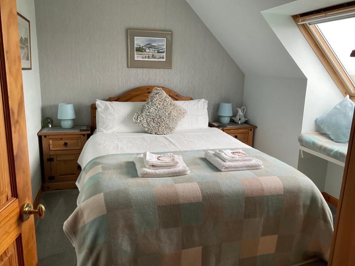 Taigh Pa Bed and Breakfast Uig  Buitenkant foto